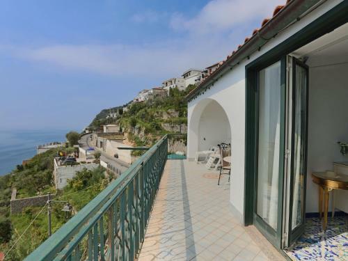 Apartamentos Holiday Home Oasi Blu Praiano