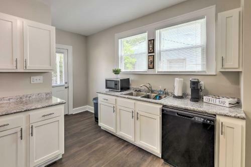 Modern Hamilton Getaway - Walk To Main St!