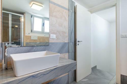 La Maison Bleue 100mt From Sea