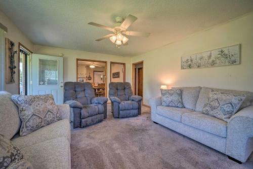 Charming Clayton Home About 4 Mi To Sardis Lake!