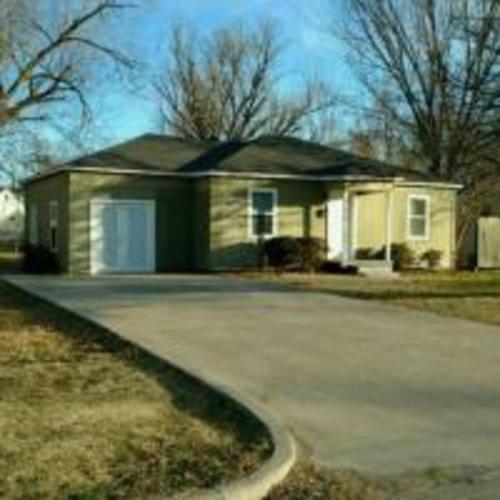 4 Bed Cowboy Home1 Mi Fort Sill- Weekly Rates!