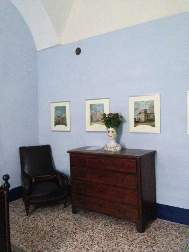 Castello Sannazzaro B&B
