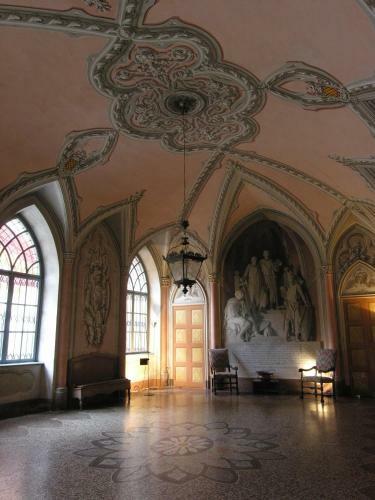 Castello Sannazzaro B&B
