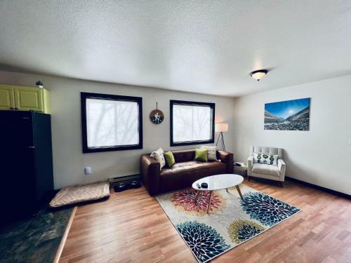Mirror Lake Pet Friendly Walk To Lake And Dwtn Full Kitchen