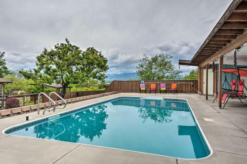 Stunning Medford Escape With Panoramic Views!