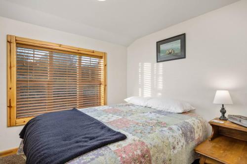 Cedar Lodge At Rockaway
