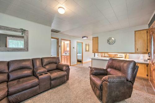 Peaceful Belleville Retreat With Farm Views!