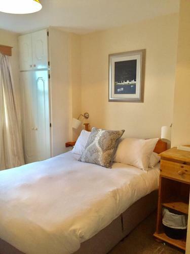 The Waterside B&B