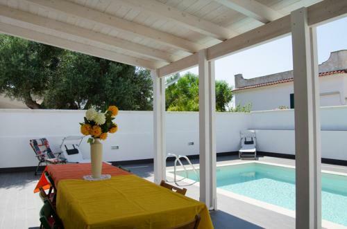Villa Maria Con Piscina A Torre Colimena