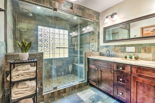 East Stroudsburg Home With Decks And Private Pond