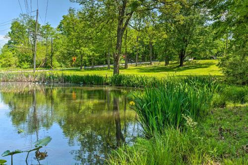 East Stroudsburg Home With Decks And Private Pond