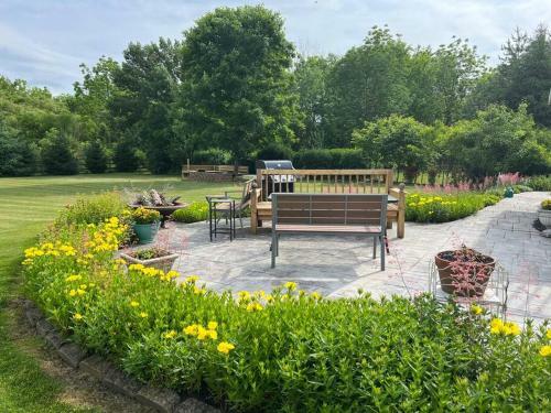 Cheerful Five-bedroom Villa With Fireplaces