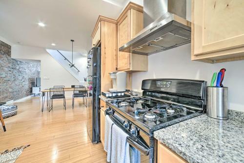 Convenient And Chic Pittsburgh Home With Patio!