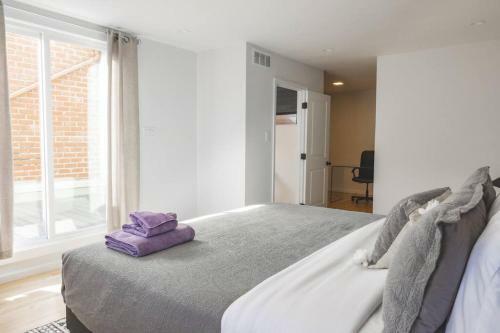 Apartamento Beautiful Townhouse With Patio, Deck & Parking (c)