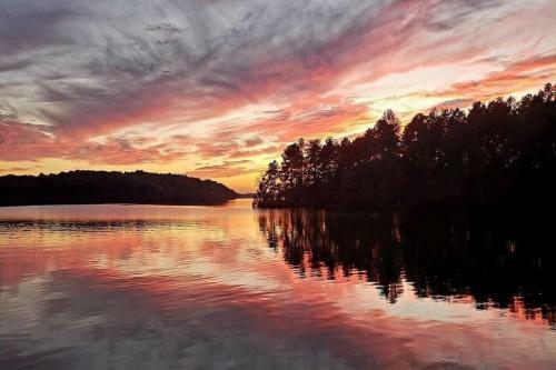 Lake Hartwell Rental W/dock