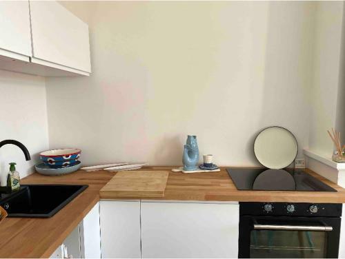 Luminous Apartment 2 Minutes Walk From Beach 2 Bedrooms 5pers