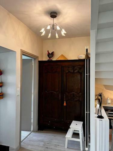 Agr�able Maison De Ville Avec Chemin�e Et Jardin