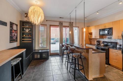 Southside Artist Townhouse