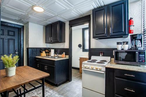 Historic Loft 5 Minutes To Downtown