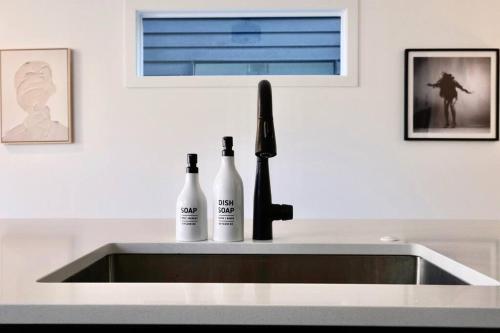 Nashvilla. A Luxe Escape + 3 Miles To Downtown.