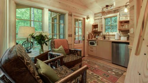 The Cedar In Treehouse Grove At Norton Creek