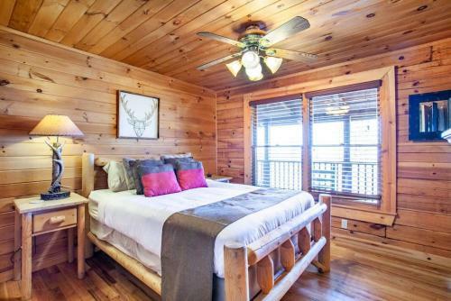 Panoramic Views At Mountaintop With Hot Tub