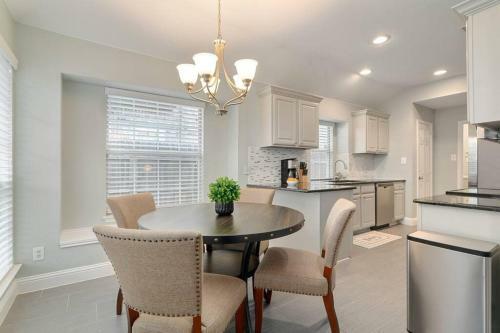 Flower Mound Updated 3 Br-10 Min To Dfw Airport!