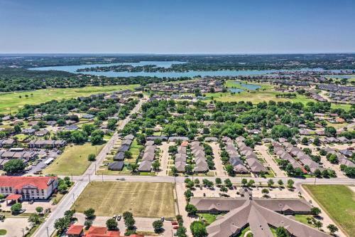Granbury Home Screened Porch Less Than 2 Mi To Beach