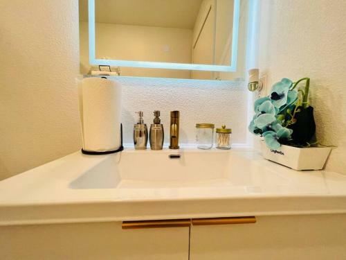 Apartamento Modern & Peaceful Minutes To Downtown