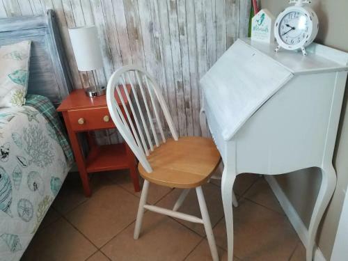 Charming Garden Cottage With Porretto Beach Pass!