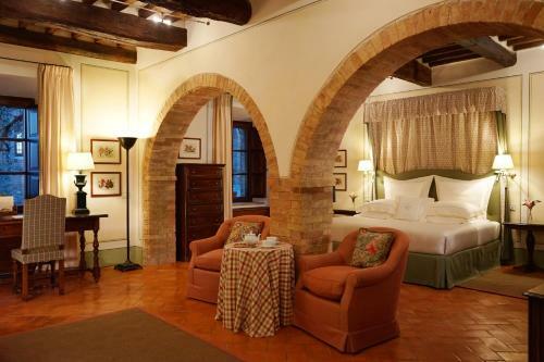Hotel Castello Banfi - Il Borgo