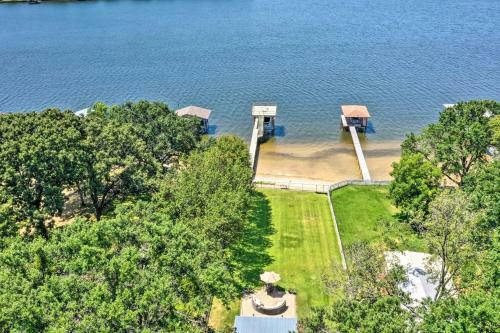 Mabank Home With Dock On Cedar Creek Reservoir!