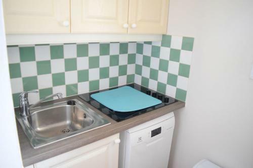 Apartamento Nice 35 M In A Quiet Residence With Swimming Pool