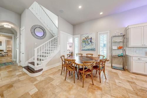 Palmilla 145 Sunrise Ave