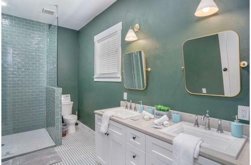 Comfy And Incredible Fenced 2br 2 Ba Near Downtown