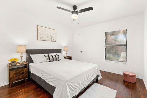 5 Bedrooms W/ Hot Tub, Chefs Kitchen, Game Lounge