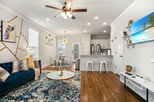 Luxury San Antonio Home Sleeps 6