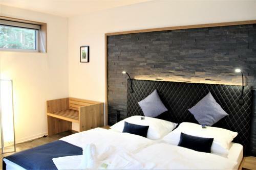 Art & Galerie Hotel Lenz Plauer See