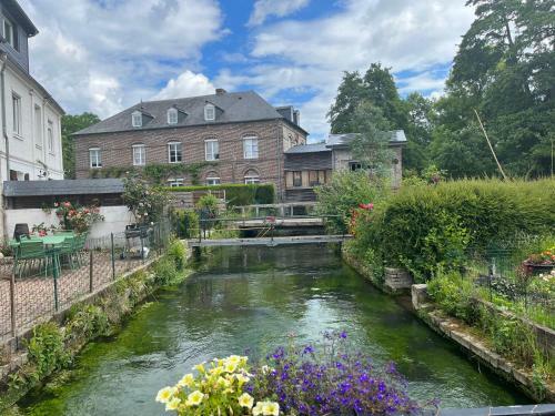 New ! Maison Normande En Bord De Rivi�re