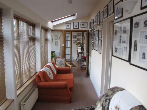 Hostal St. George Guest House