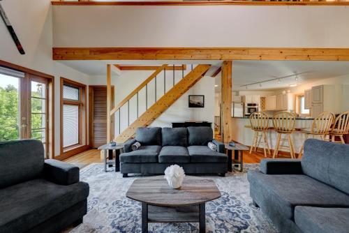 Charlie's Cabin Cabin