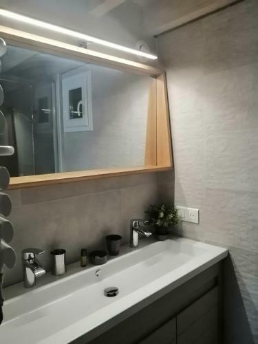 Villa-espace-confort-lumi�re-calme Pkg-tram