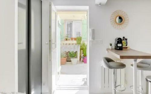 Apartamento Charming Studio For 2 People In Marseille By Weekome