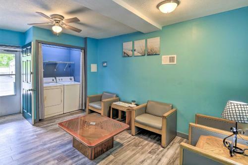 Pet-friendly Bluefield Apartment With Porch!