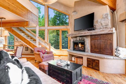 Little Belles Mountain Retreat