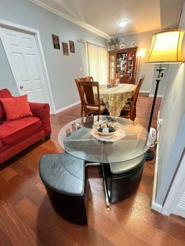 Luxury Two Br Apartment Near Oldhouse Vineyard, Va