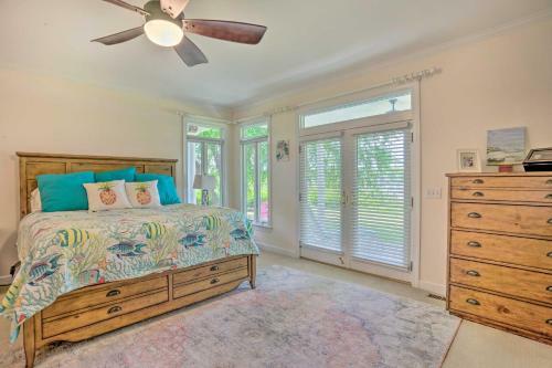 Elegant Waterfront Home With Bar, Deck And Views!