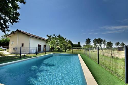 Domaine De Monplaisir 2