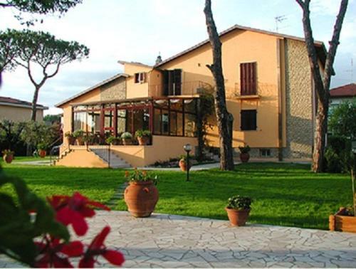 Hostal B&B Villa Acero