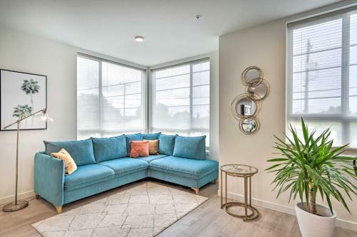 Sleek Townhome In Ballard With Rooftop Deck!